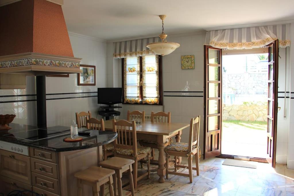 Villa Marta Santillana del Mar Ngoại thất bức ảnh